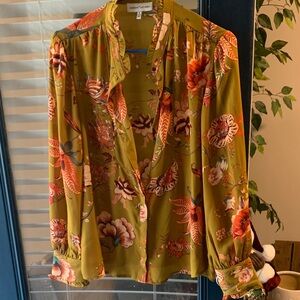 Gibson Olive Green Floral Button-Front Blouse